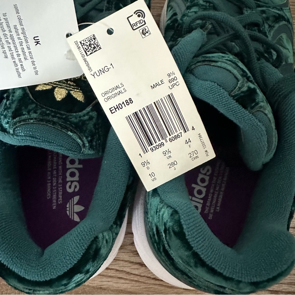 Adidas Yung 1 Velvet Pack Sneakers - Picture 11 of 14